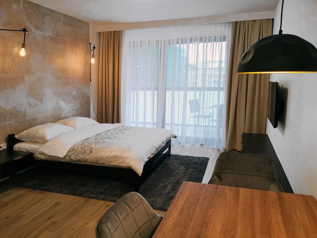 Come&Stay Apartments Wola Varsó Kültér fotó
