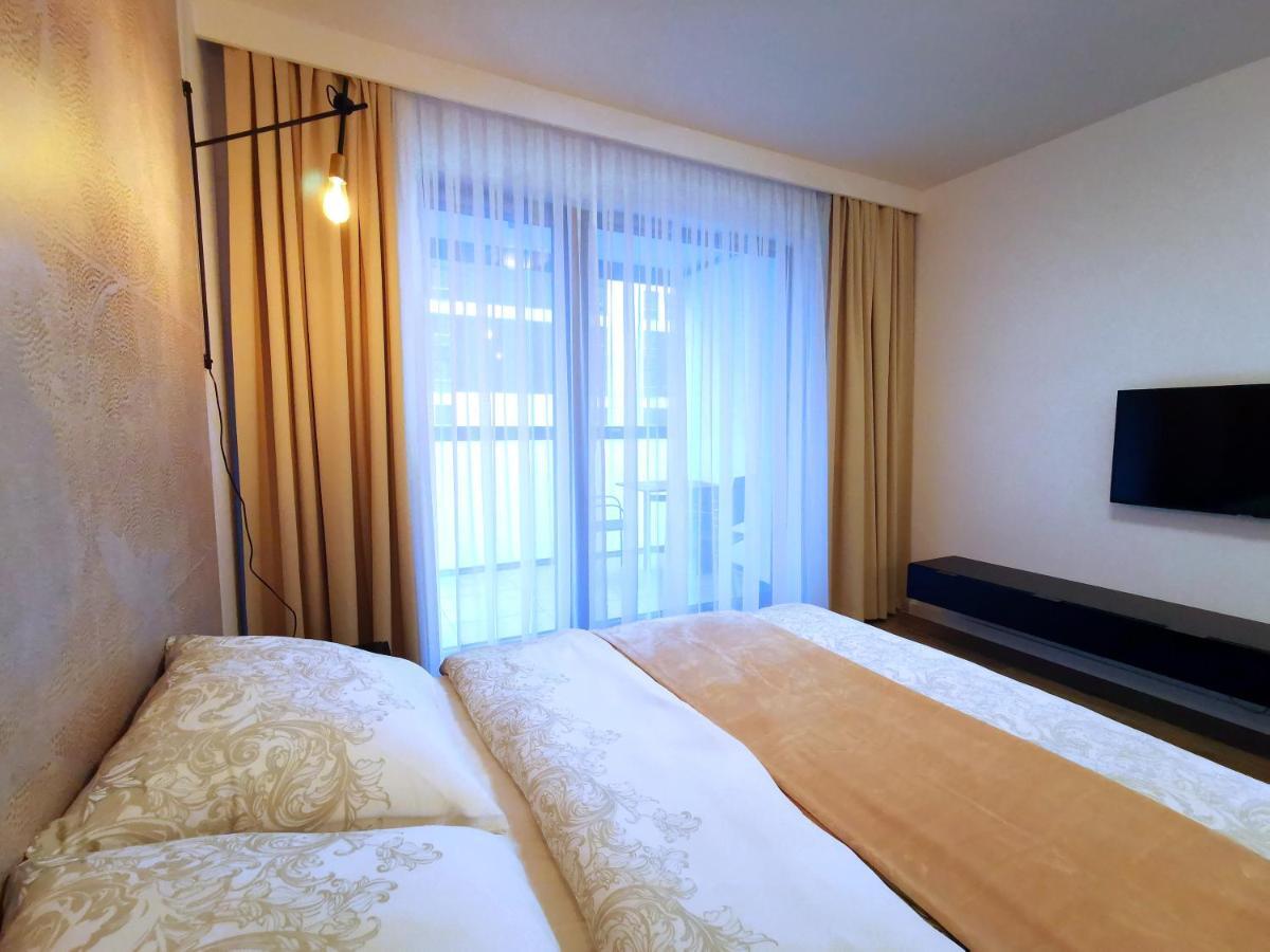 Come&Stay Apartments Wola Varsó Kültér fotó